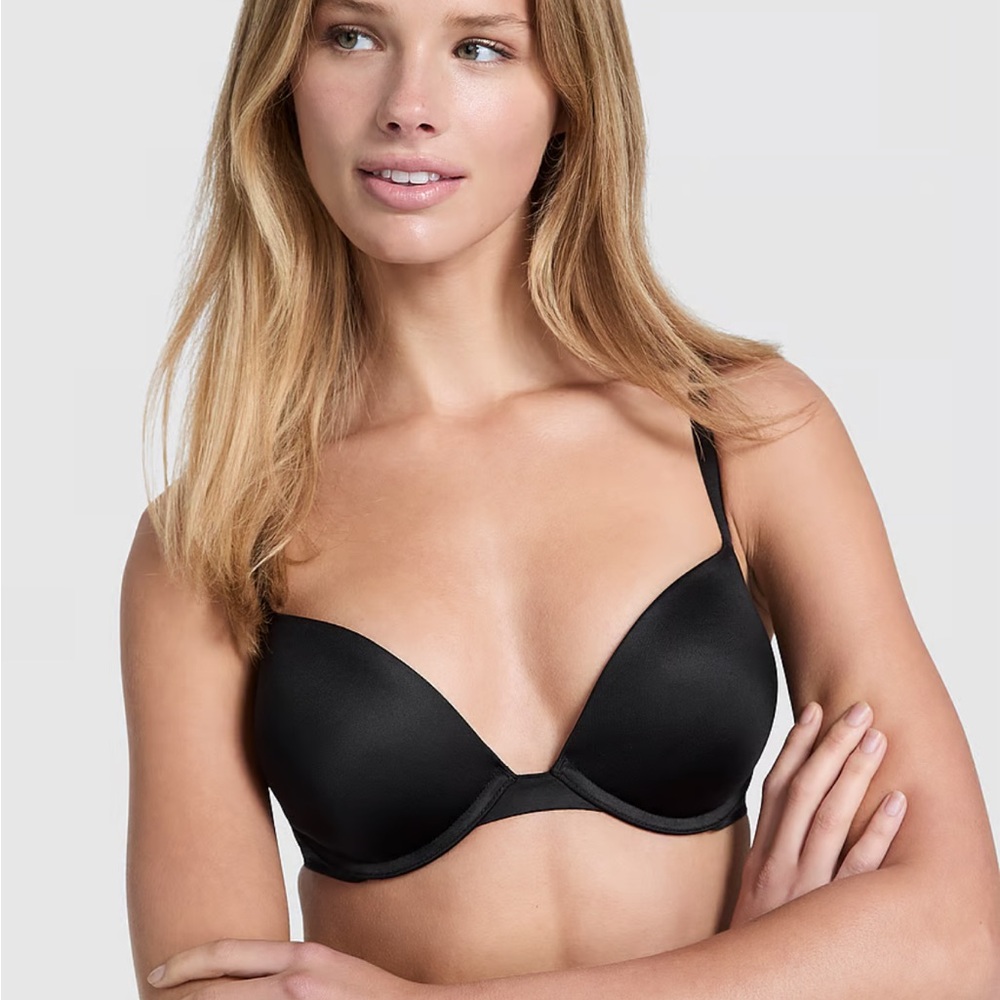 Victoria’s Secret pink wear everywhere super push up bra